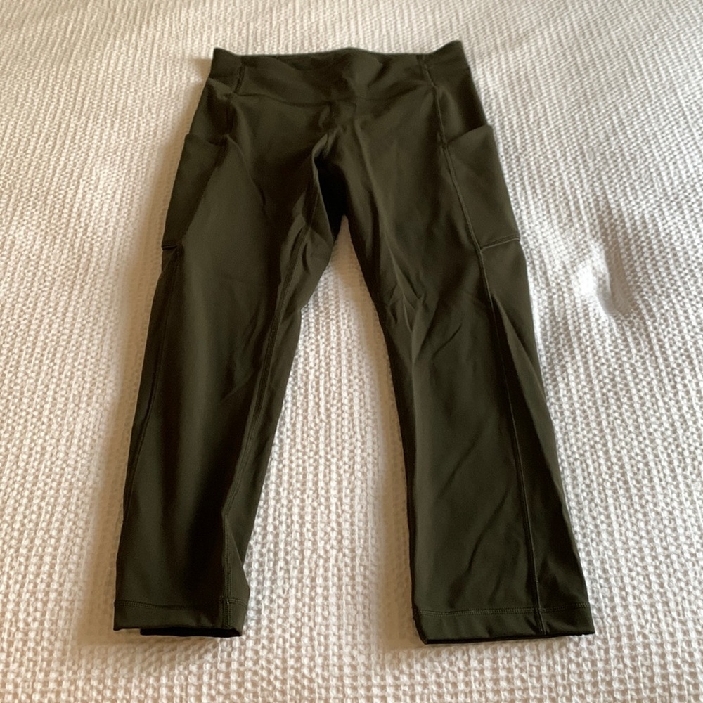 Lululemon cropped leggings